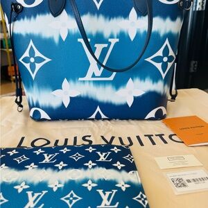 Louis Vuitton Blue Women's Bag